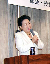 肥田美代子氏